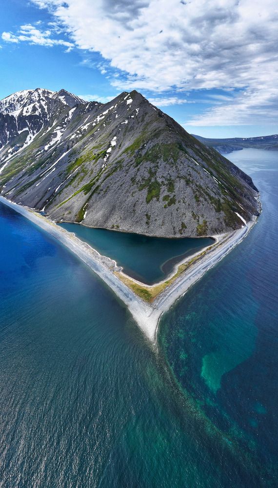 Солёное озеро о.Завьялова