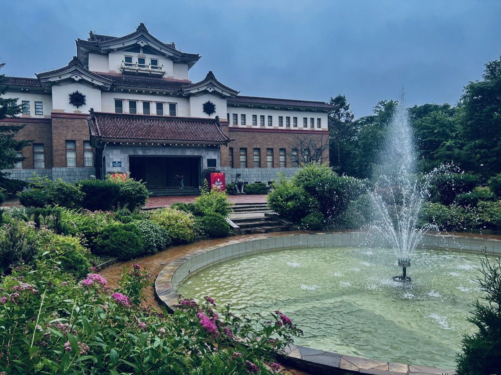 Photograph by Kira Ko