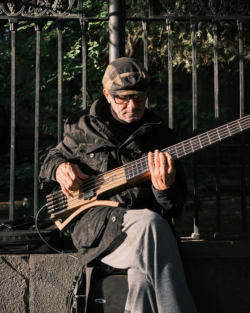 Фотография автора Владимир Эделев