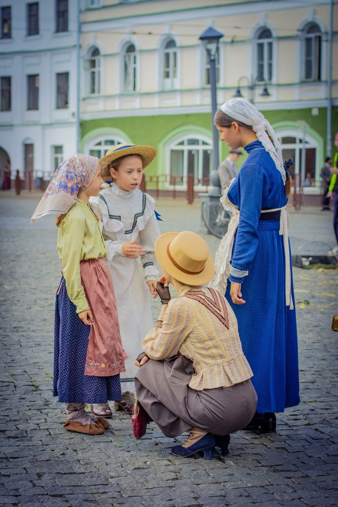 Photograph by Anton Hantov