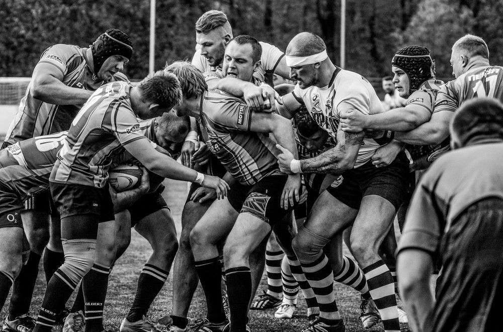 борьба за мяч..