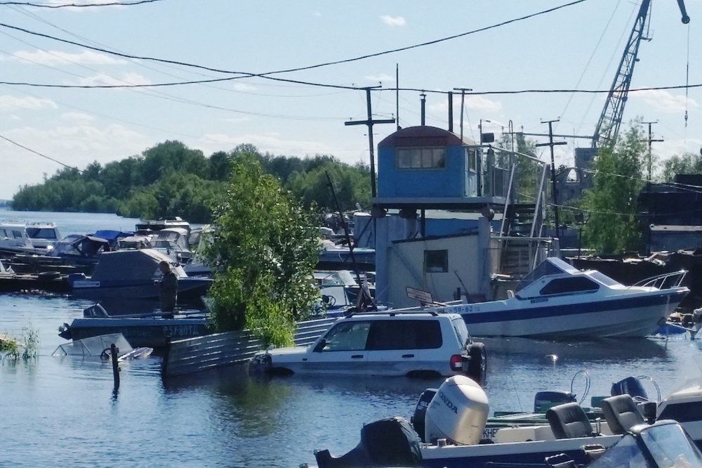 "Припарковался"