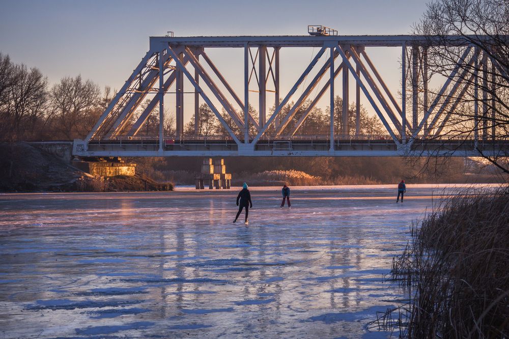 По тонкому льду