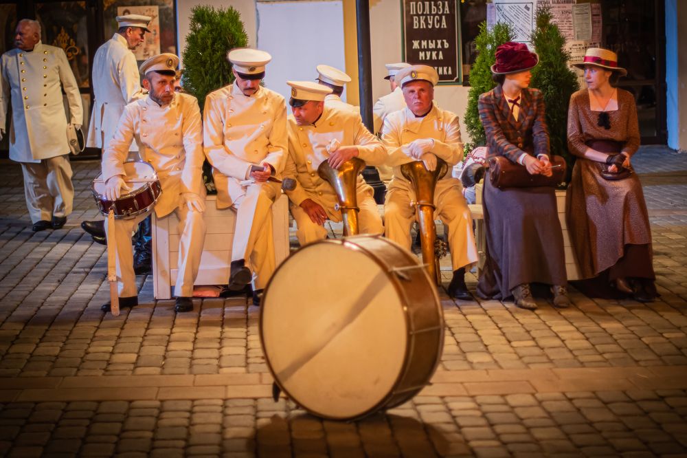 Photograph by Anton Hantov