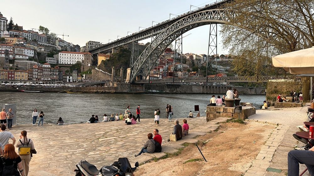 Отдых под Мостом