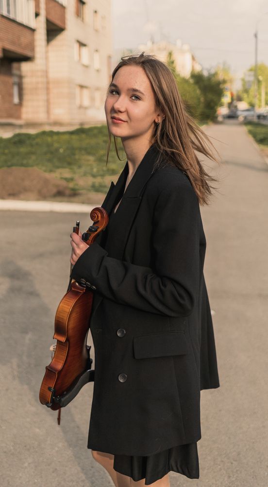 Фотография автора Максим Грибанов