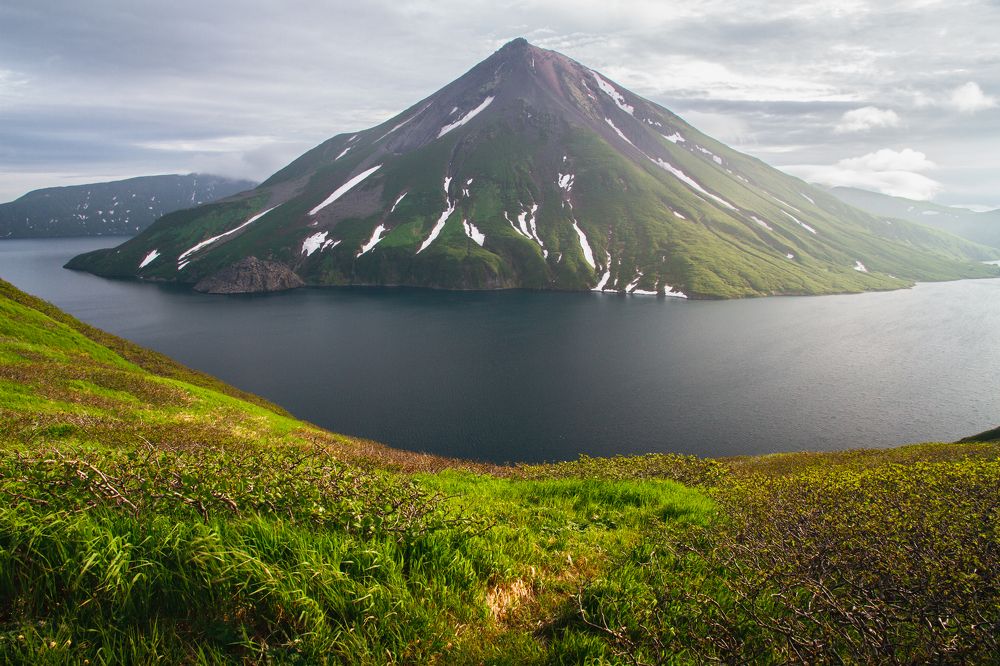 Вулкан Креницына