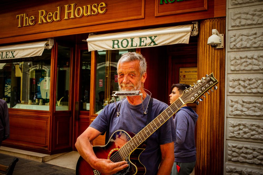 Photograph by Paulo Bites