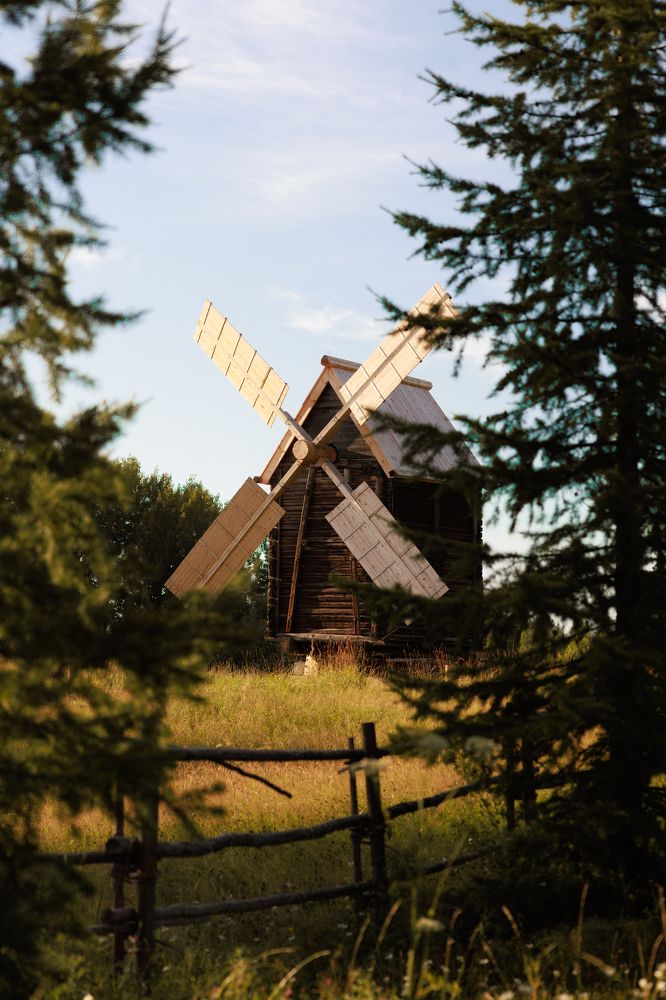 Photograph by Maxim Lip