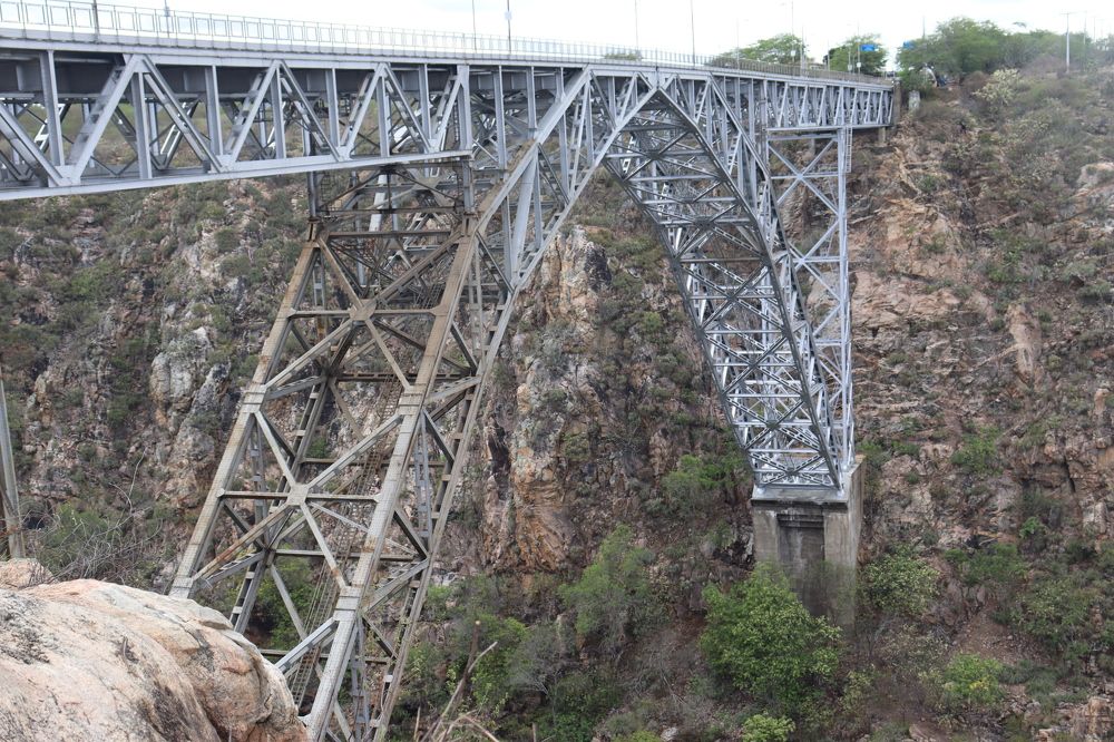 Ponte sobre o Rio São Francisco, Brasil (Bridge over the São Francisco River, Brazil) 2