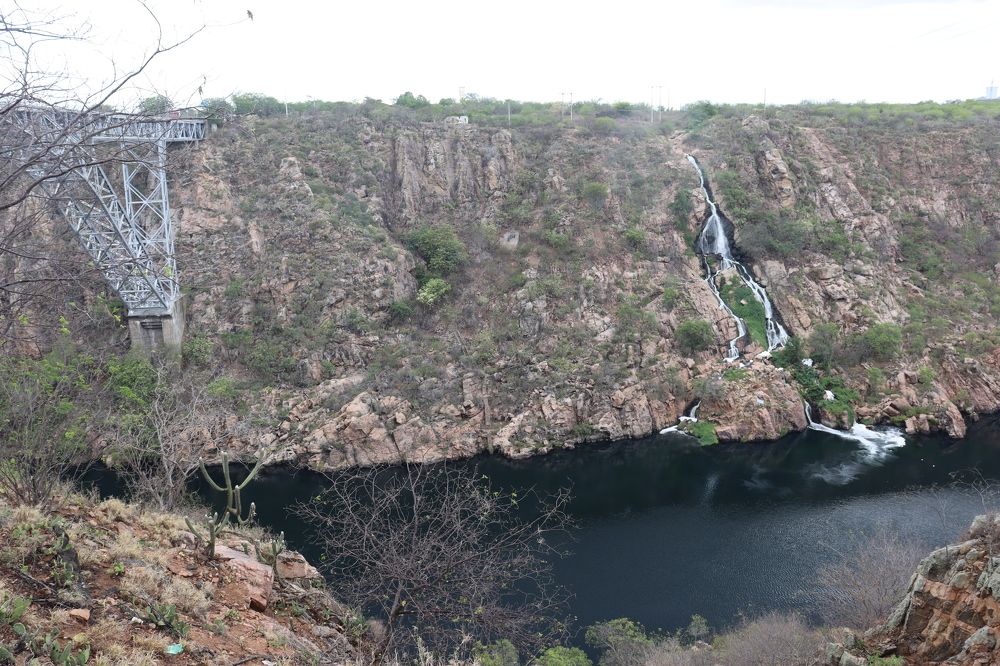 Ponte sobre o Rio São Francisco, Brasil (Bridge over the São Francisco River, Brazil) 3