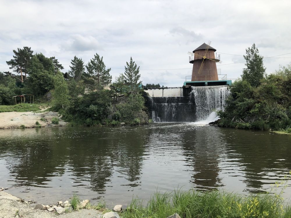Мельница на Карпысакском водопаде