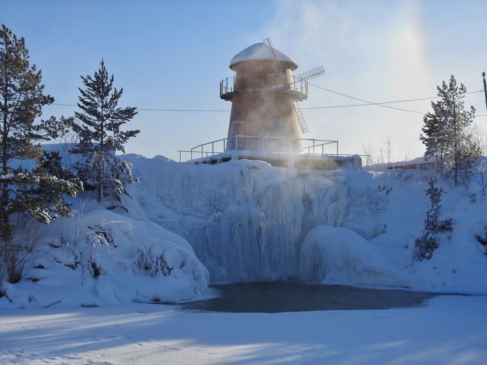 Туман,мороз и солнечное гало