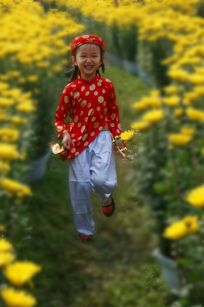 Photograph by DINH NGUYEN HUU