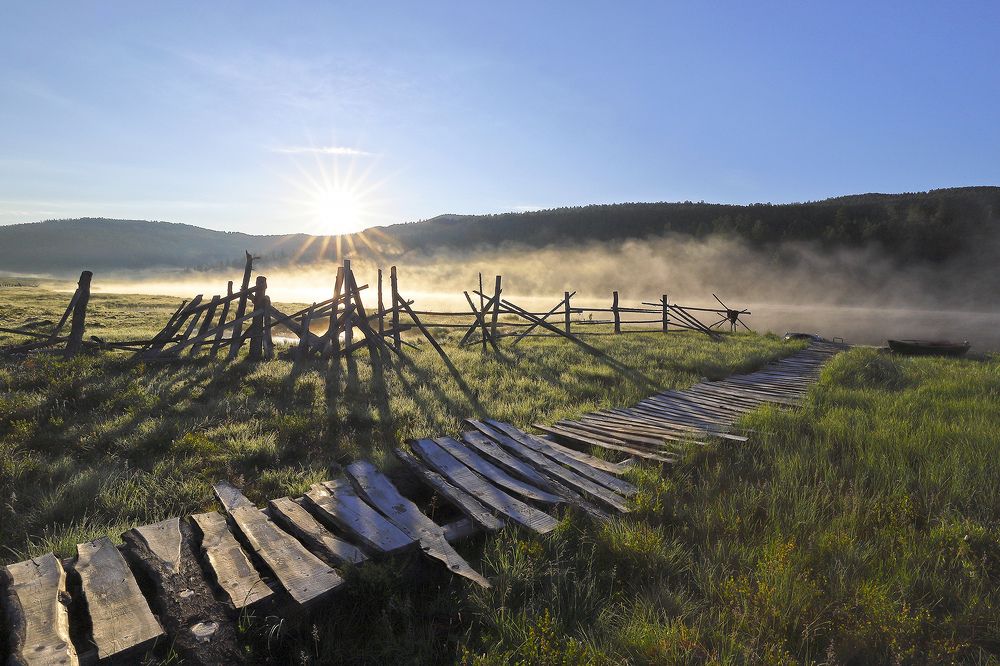 И солнце всходило...