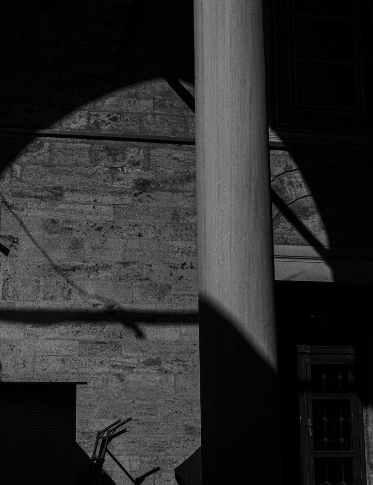 Photograph by Hakan Tunc