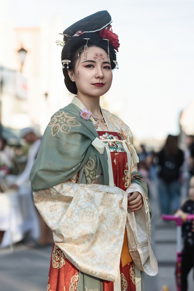 Фотография автора Александр Леонтьев