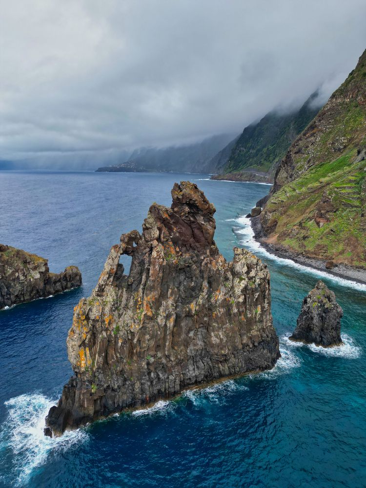 Photograph by Aleksei Belozjorov