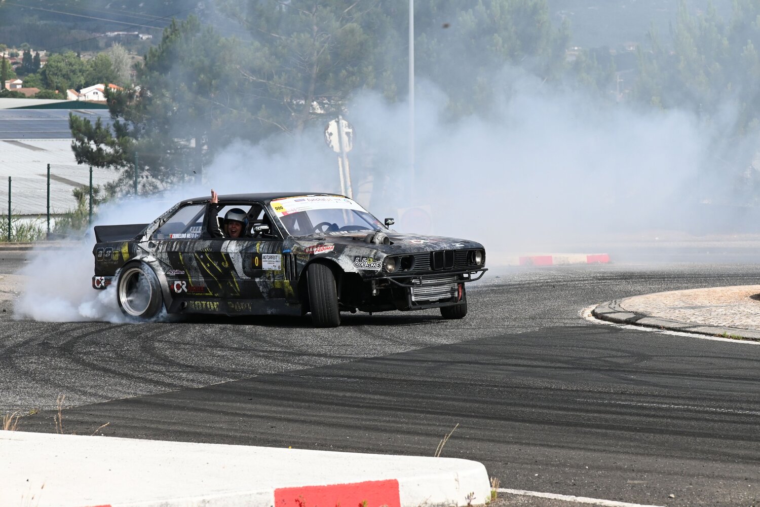Photo #11031634