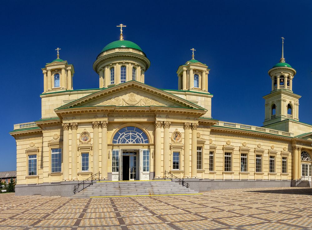 Photograph by Victor Pruhnitskiiy