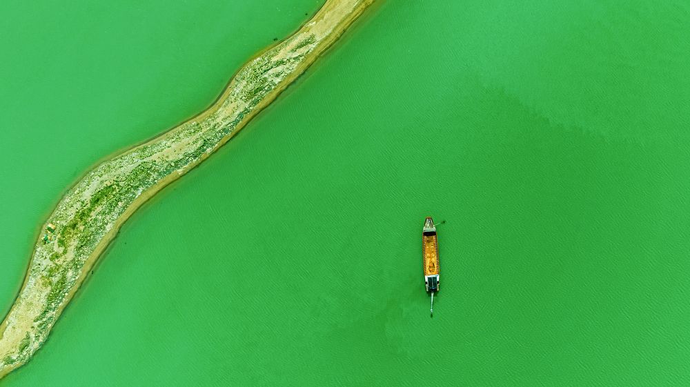 Photograph by Trung Hoa Vo