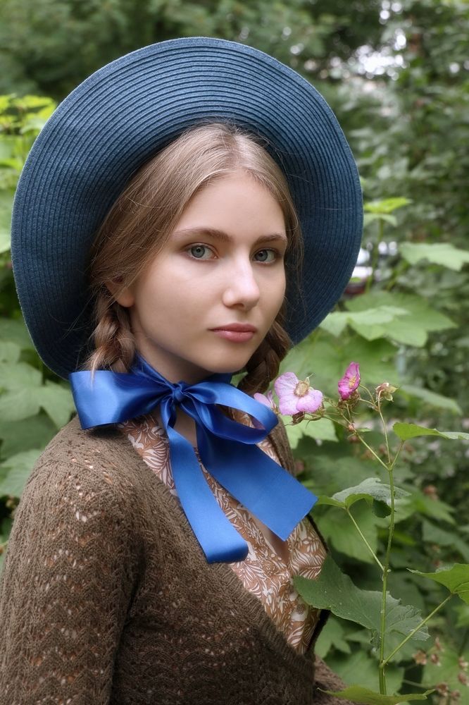 В саду (In the garden)