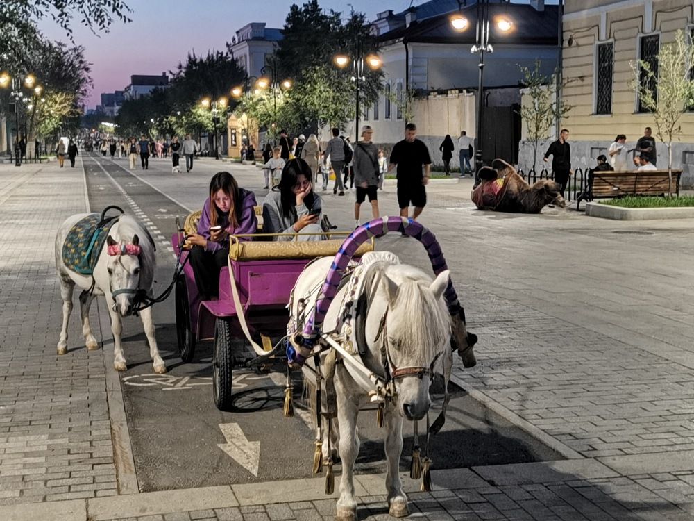 Оренбург. На пешеходном улице.