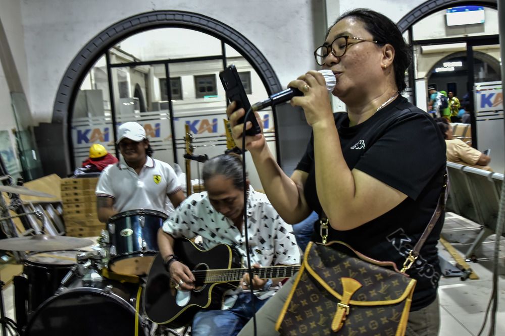 Photograph by Pujo Cahyono