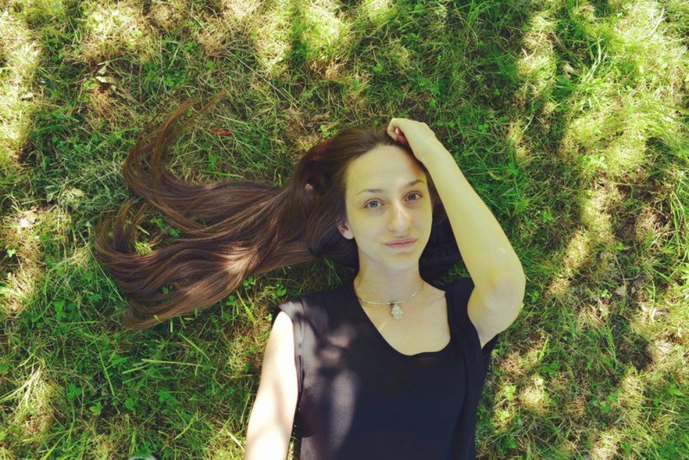 Я на солнышке леу