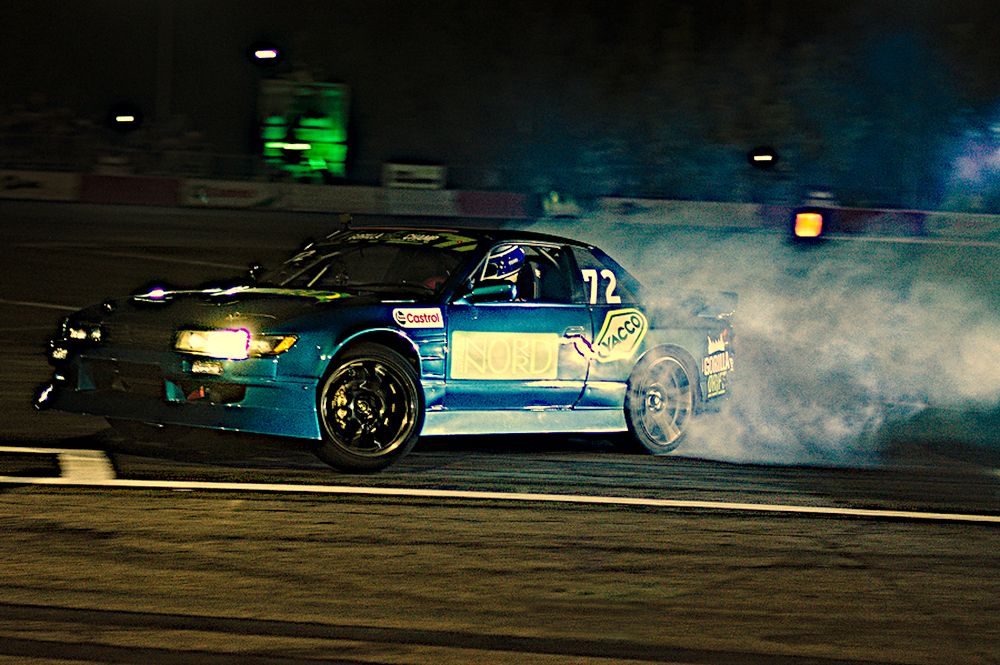 Ночной дрифт