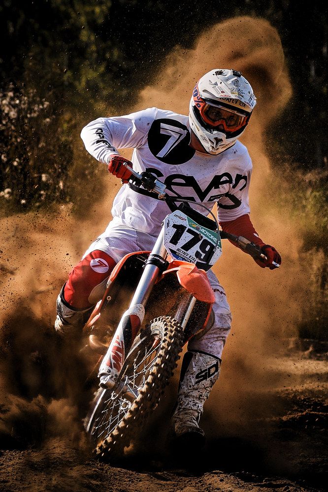 Фотография автора Андрей Красков