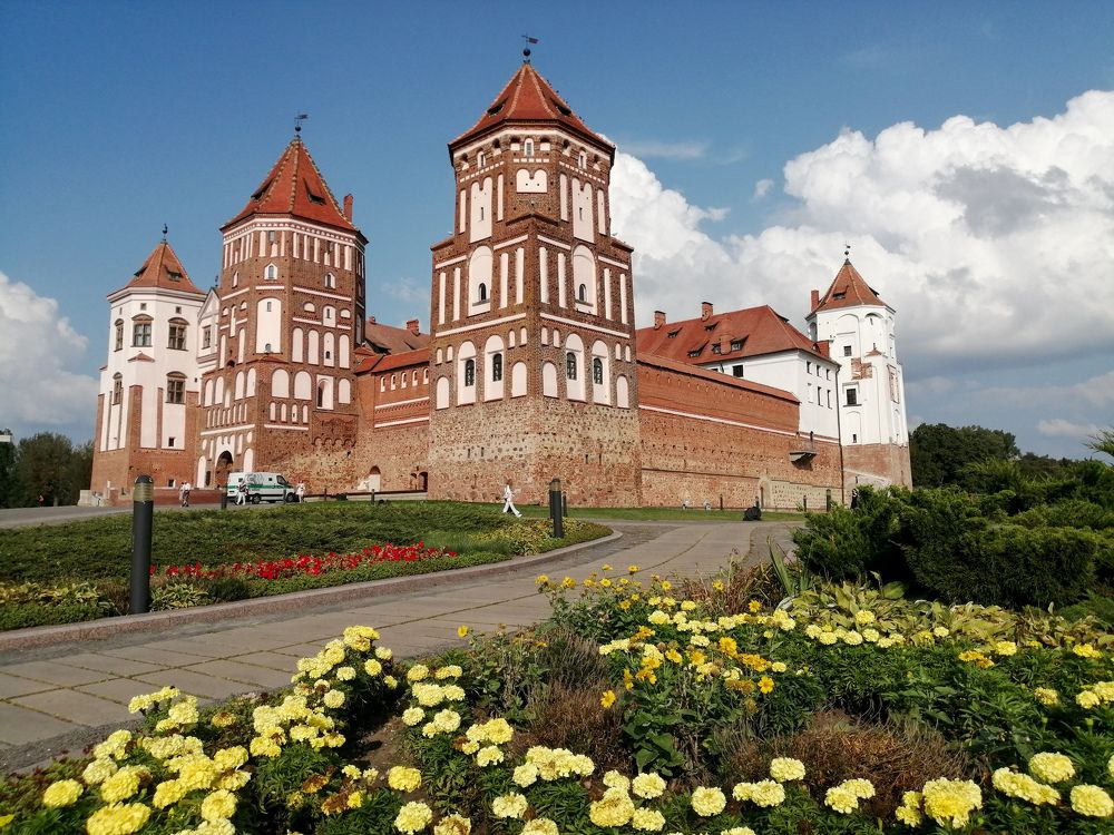 Мирский замок. Посёлок Мир.