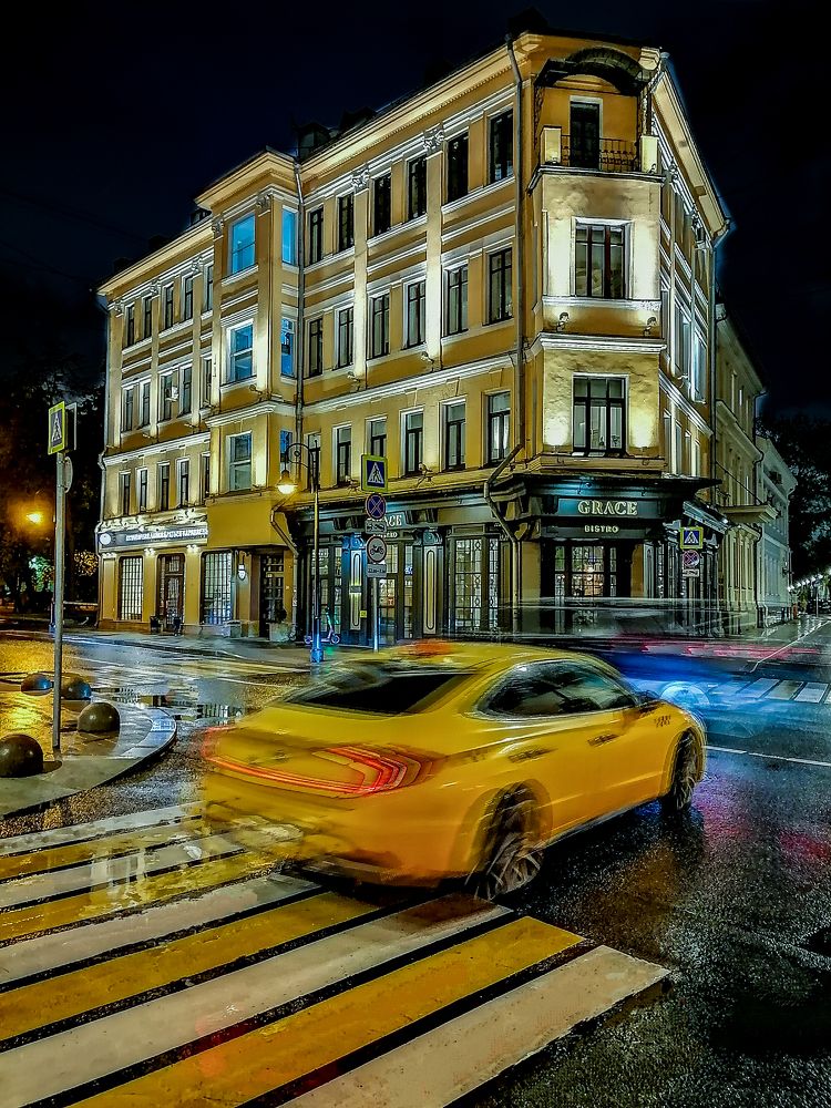 Photograph by Erika Checherina