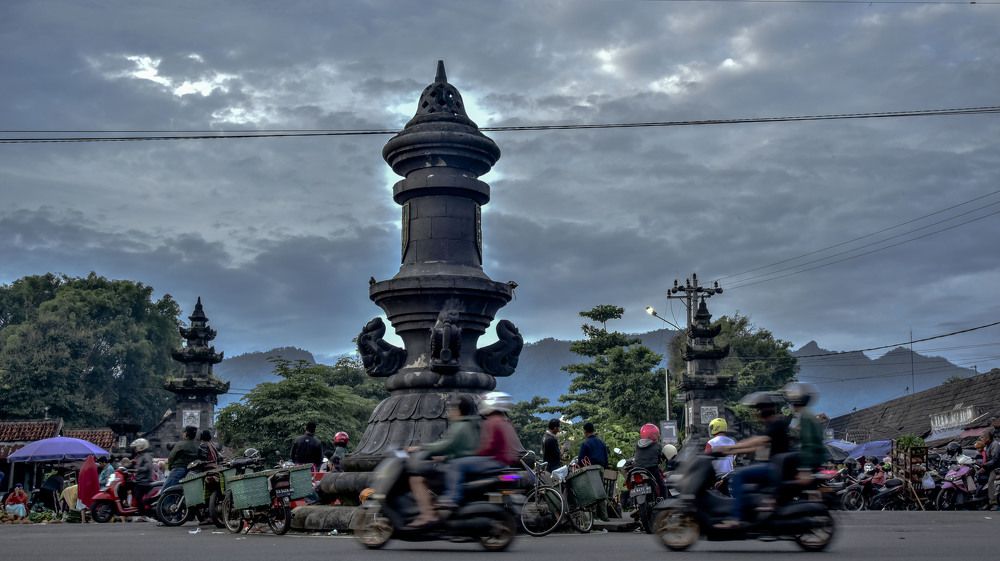 Photograph by Pujo Cahyono