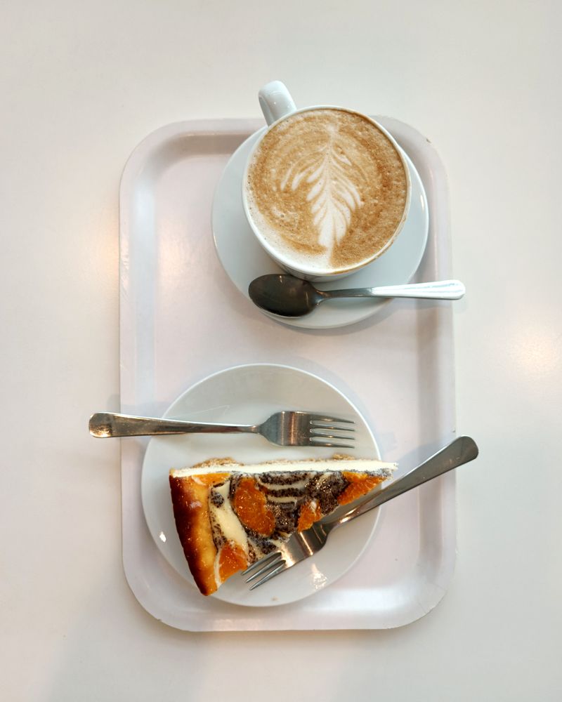 Фотография автора Анна Листишенко