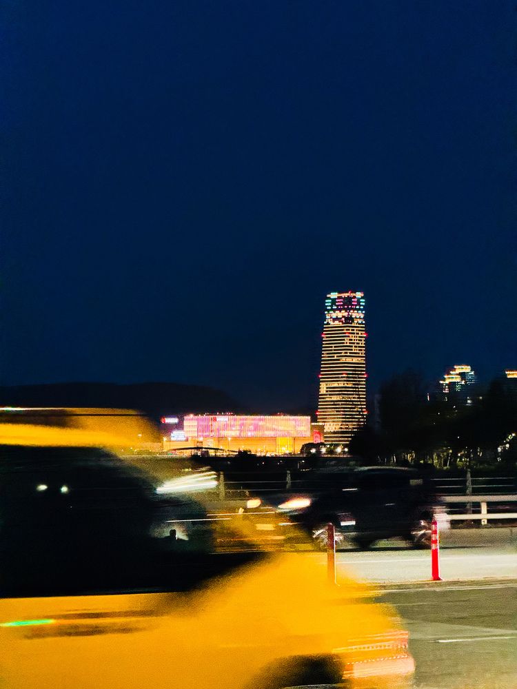 Photograph by Chandana Jayawardhana