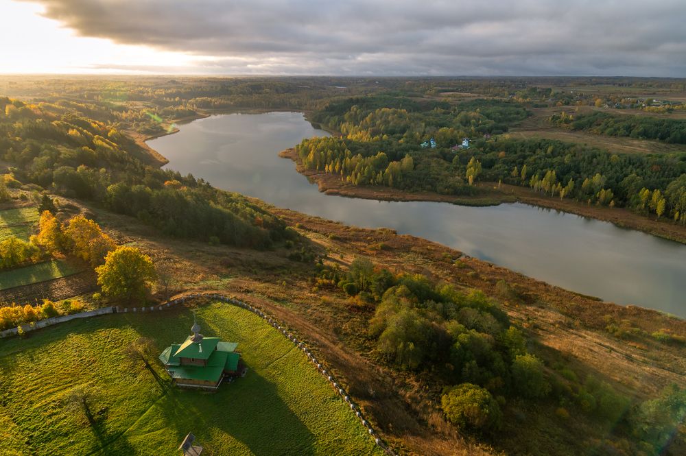 Photograph by Roman Dmitriev