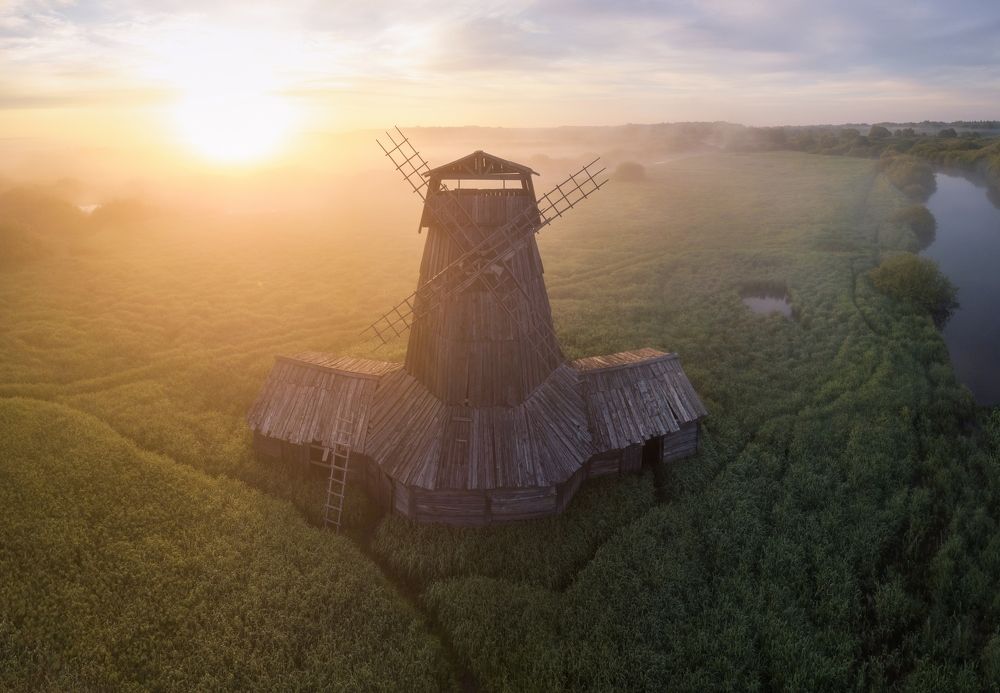 Photograph by Roman Dmitriev