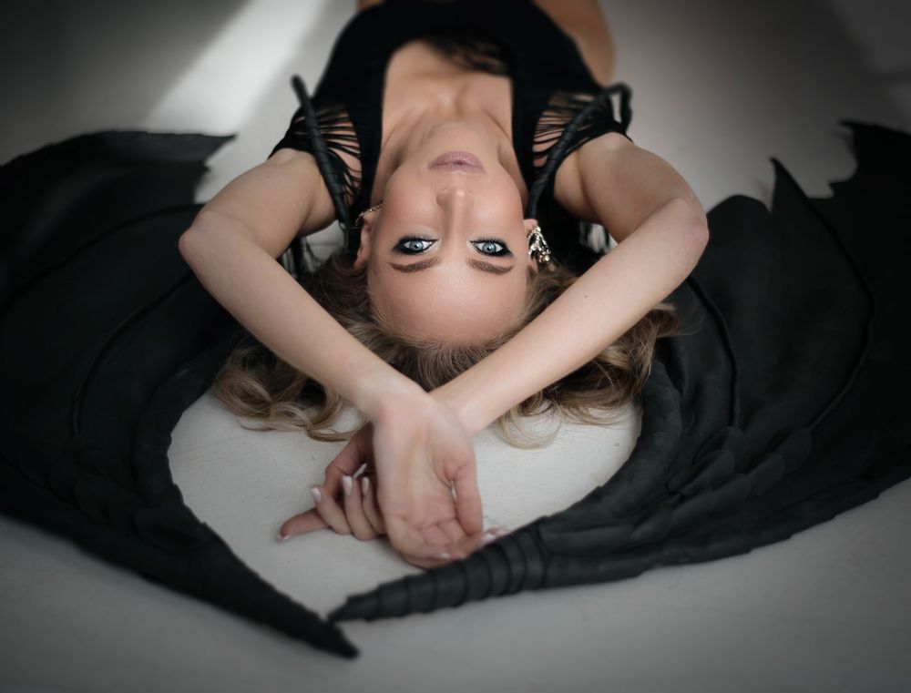 Крылья падшего ангела