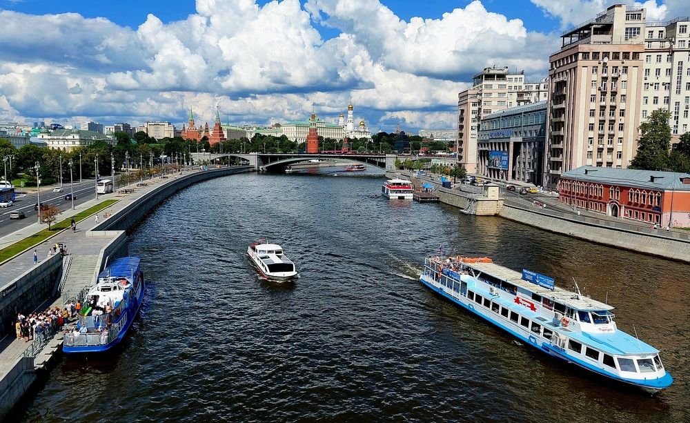 Фотография автора Виталий Петров