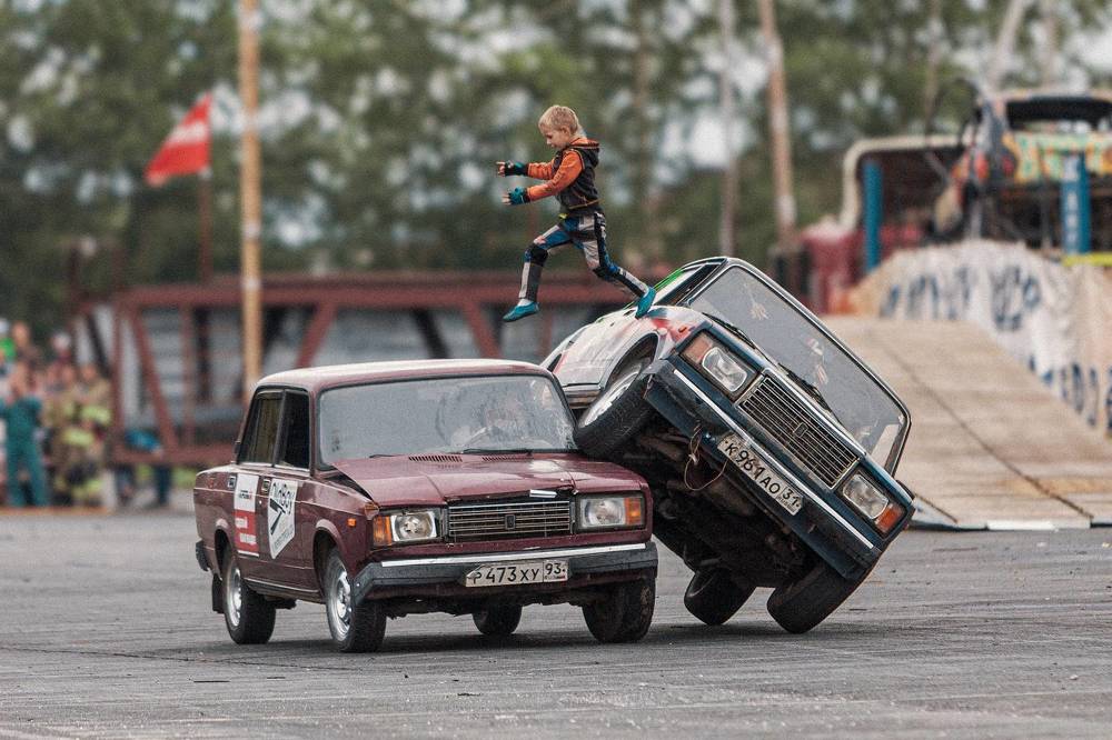 Photograph by Dmitri Izosimov