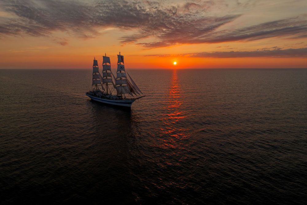 Photograph by Pavel Ivshin