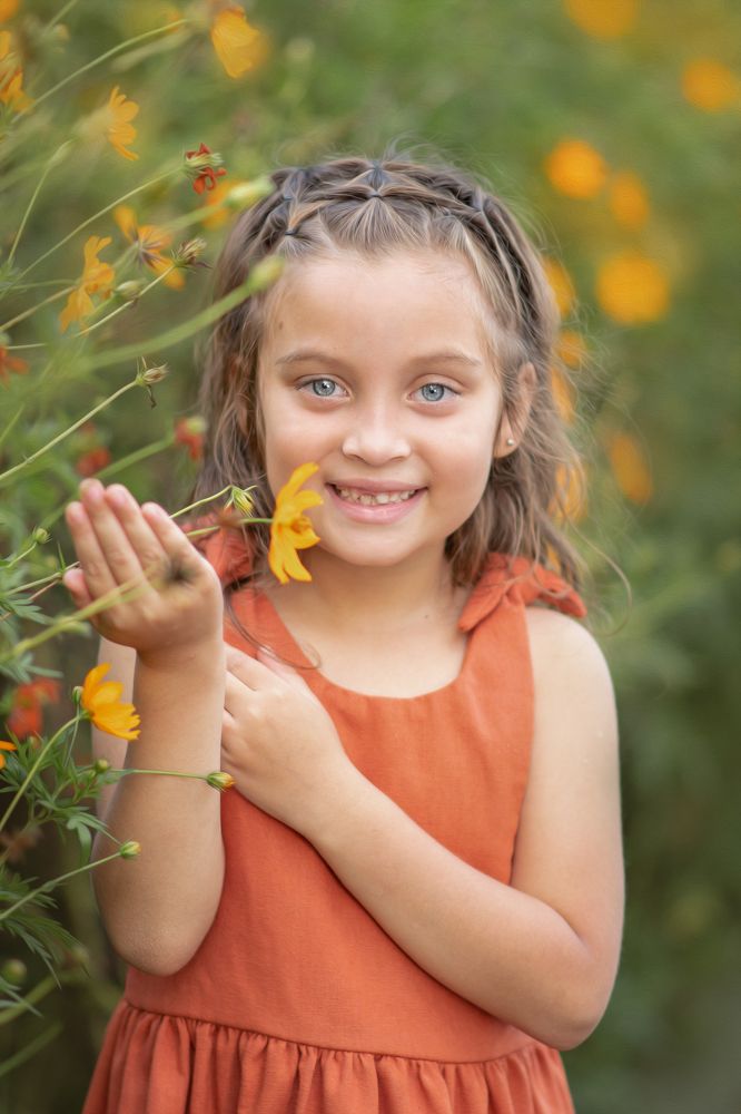 the girl and the flowers