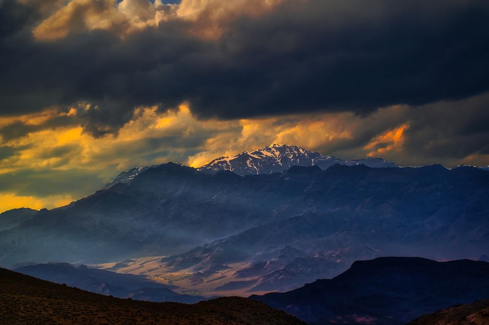 Photograph by Reza Nik