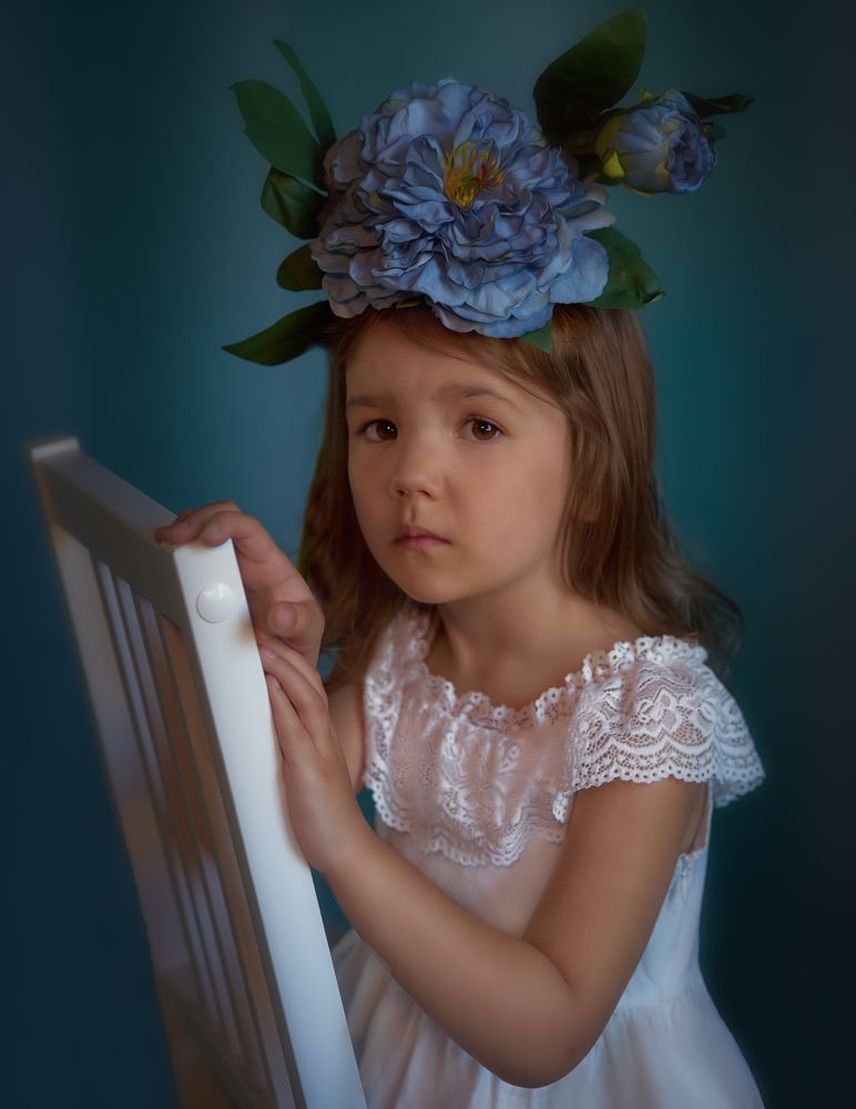 портрет с цветком