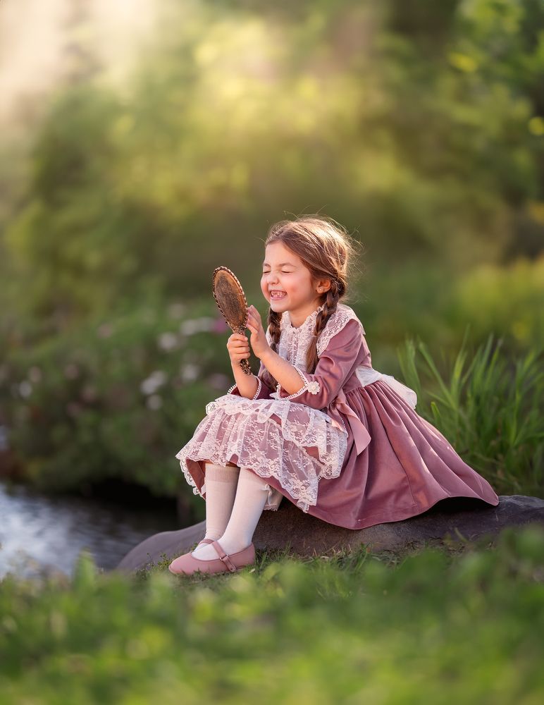 Фотография автора Paola Kerestegian