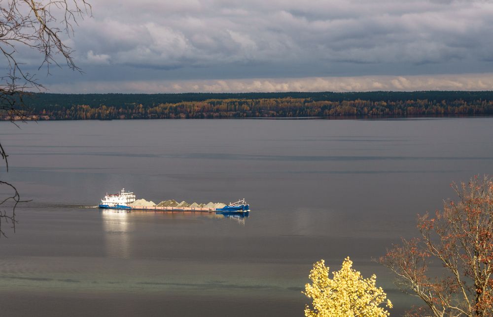 Последняя баржа  (The last barge)