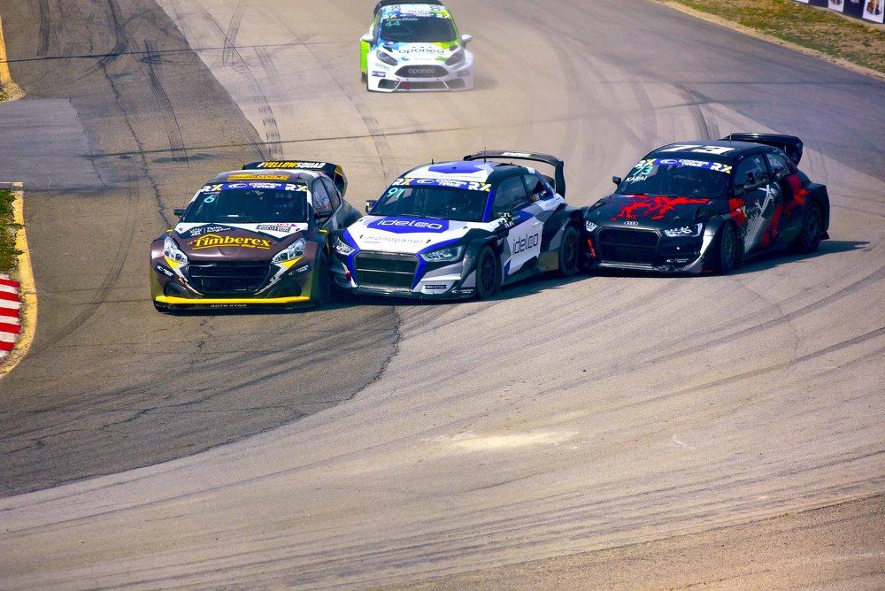 Photograph by JOSE LIMA RODRIGUES