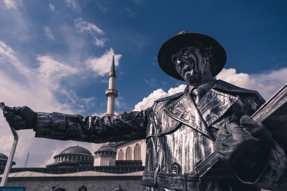 Photograph by Hakan Tunc