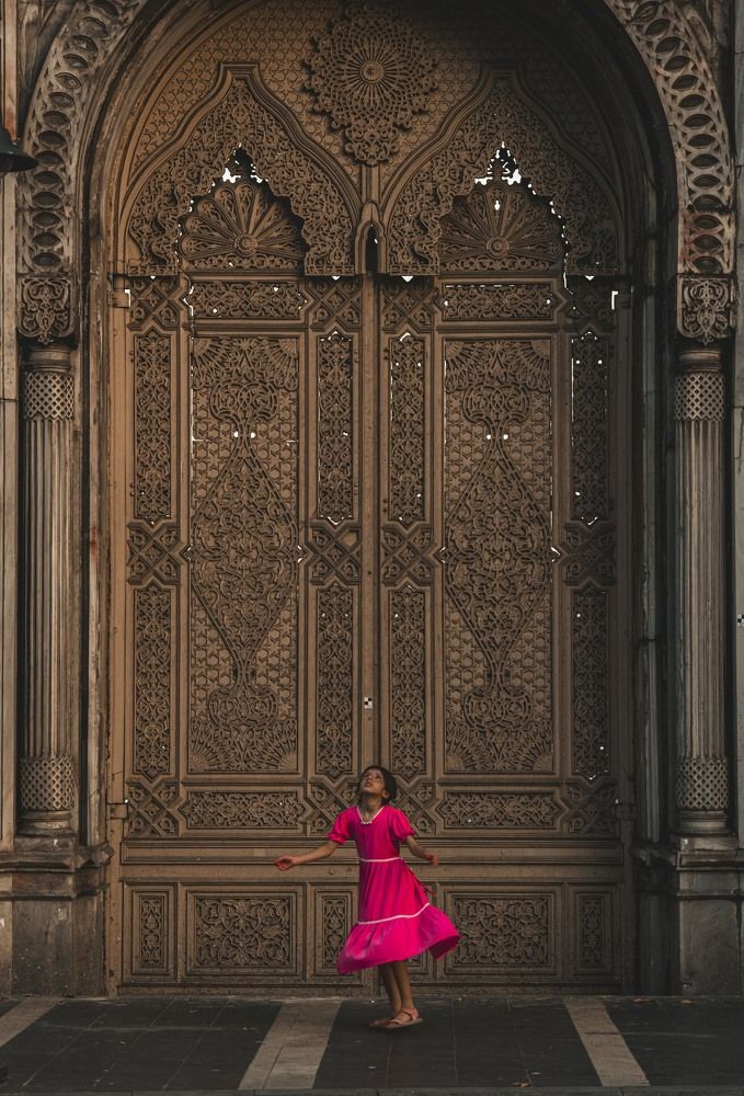 Photograph by Hakan Tunc